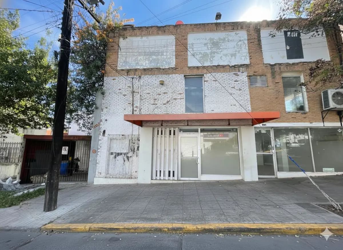 Local en Venta y Renta en Las Cumbres, Monterrey, Nuevo León