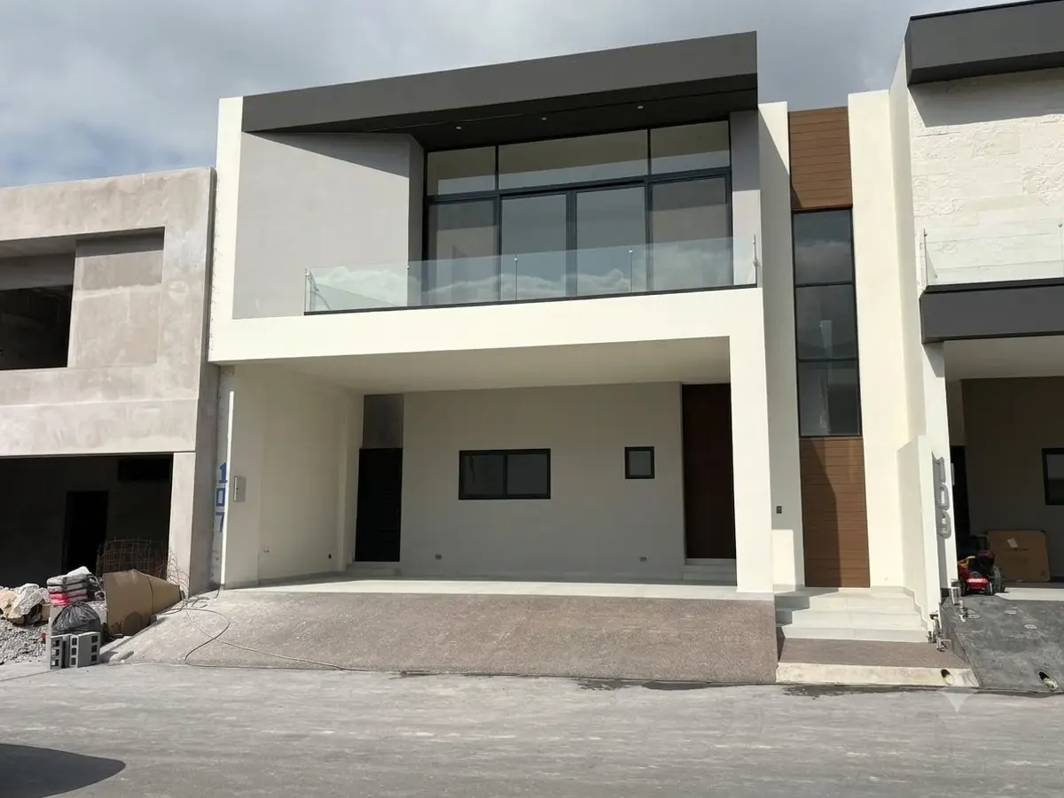 Casa en Venta en El Barro, Monterrey, Nuevo León
